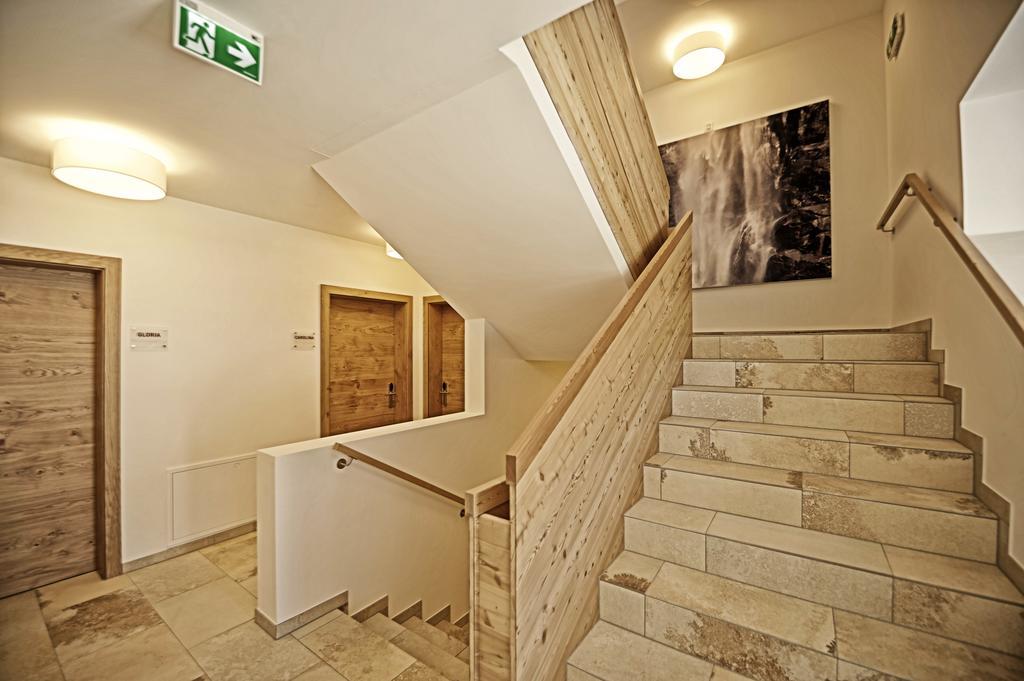 Tschuggmall Appartements ฟิสส์ ภายนอก รูปภาพ