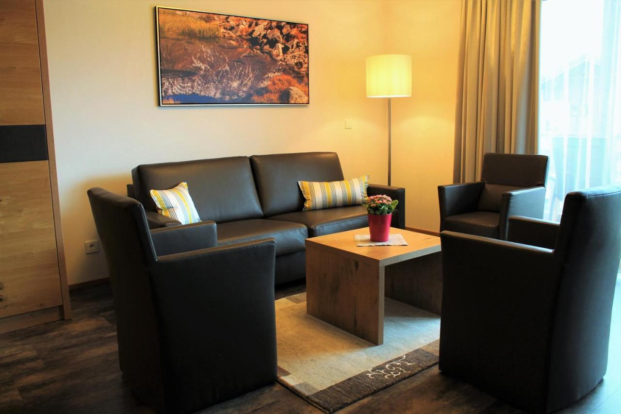 Tschuggmall Appartements ฟิสส์ ภายนอก รูปภาพ